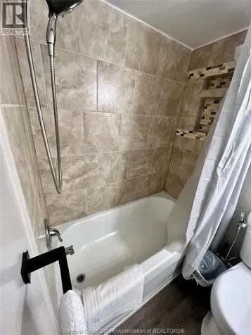 600 Park Street West Windsor ON N9A 5V6