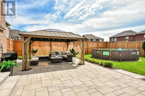 108 Rugman Crescent Springwater (centre Vespra) ON L9X 2A5
