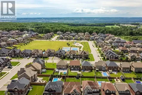 108 Rugman Crescent Springwater (centre Vespra) ON L9X 2A5