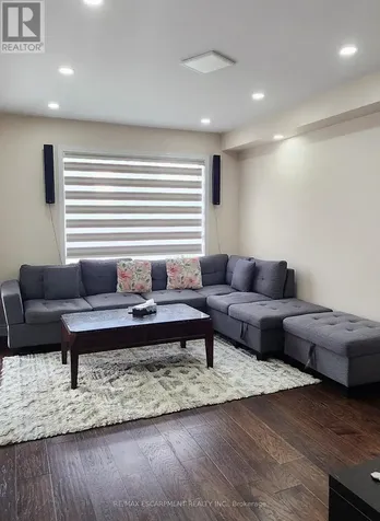 152 Thomas Avenue Brantford ON N3S 0C8