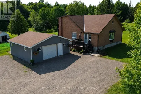 799 Maple Hill Road Powassan ON P0H 1Z0