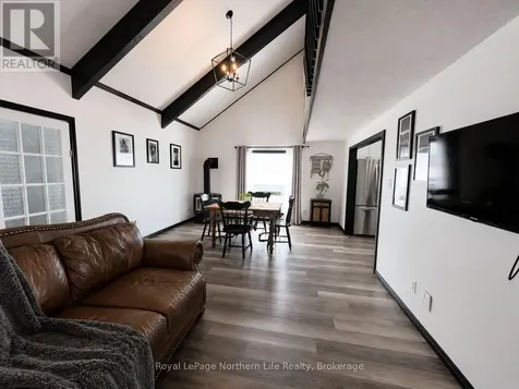 799 Maple Hill Road Powassan ON P0H 1Z0