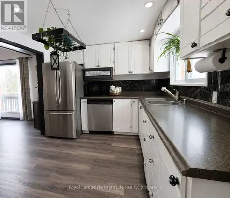 799 Maple Hill Road Powassan ON P0H 1Z0