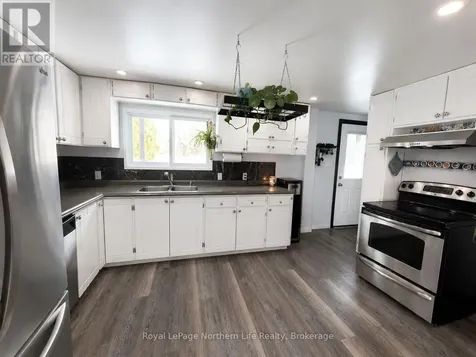 799 Maple Hill Road Powassan ON P0H 1Z0