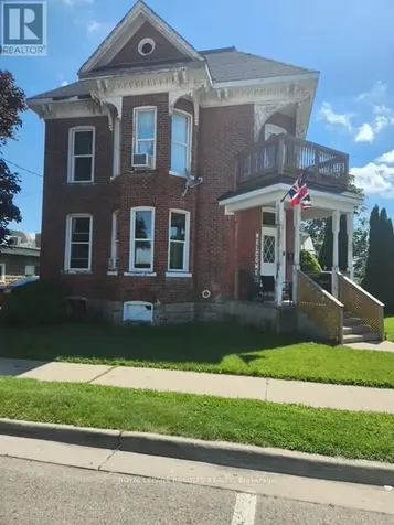 89 Sydenham Street East Aylmer ON N5H 1L4