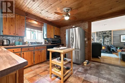 1213 Burns Drive Laurentian Valley ON K8A 7M9