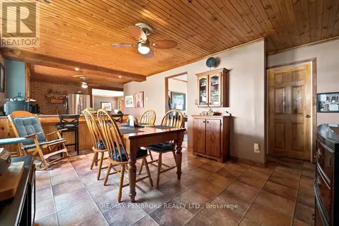 1213 Burns Drive Laurentian Valley ON K8A 7M9