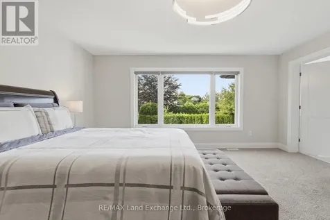 949 Bogdanovic Way Huron-kinloss ON N2Z 0H4