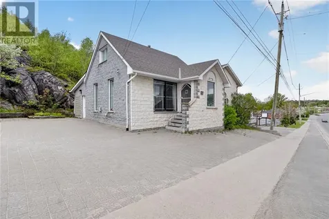 1583 Regent Street Greater Sudbury ON P3E 3Z7