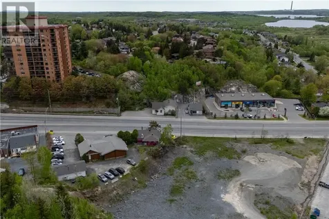 1583 Regent Street Greater Sudbury ON P3E 3Z7