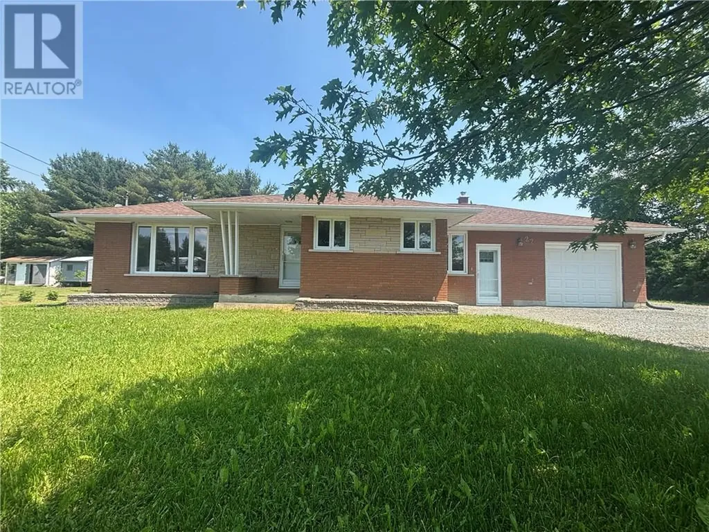 22 Houle Avenue Dowling ON P0M 1R0