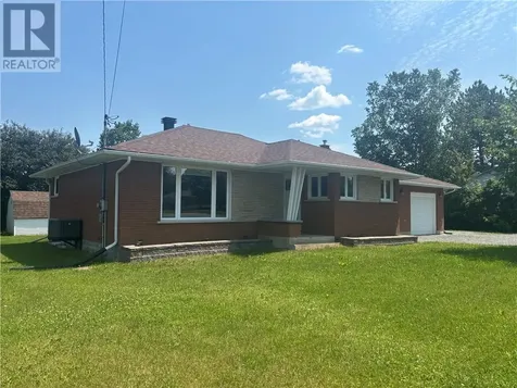 22 Houle Avenue Dowling ON P0M 1R0