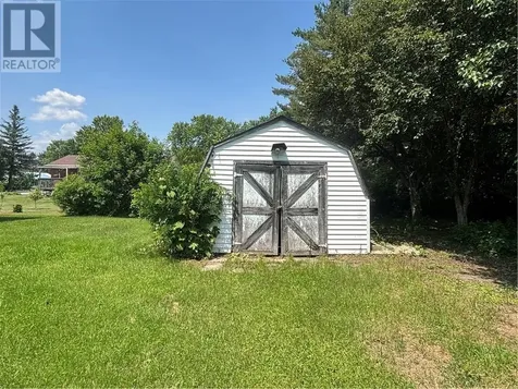 22 Houle Avenue Dowling ON P0M 1R0