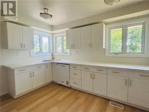 22 Houle Avenue Dowling ON P0M 1R0