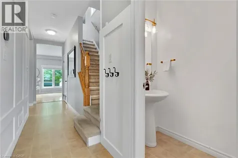 1232 Old Zeller Drive Kitchener ON N2A 0A3