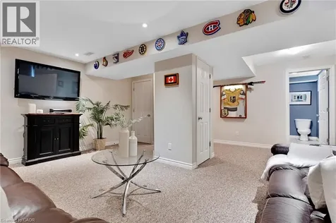 1232 Old Zeller Drive Kitchener ON N2A 0A3
