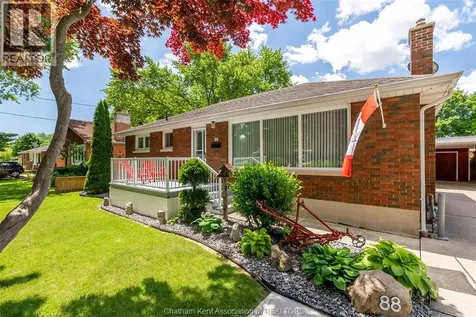 88 Dunvegan Drive Chatham ON N7M 5A2