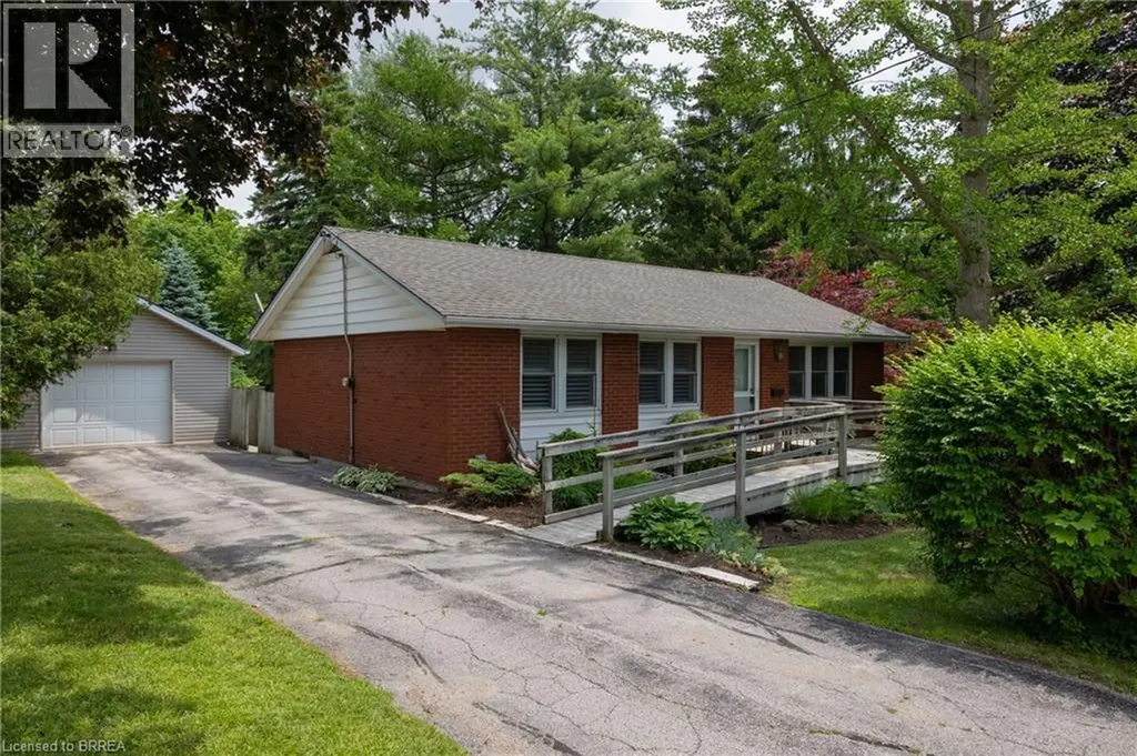 156 Mutual Street North Ingersoll ON N5C 2A3