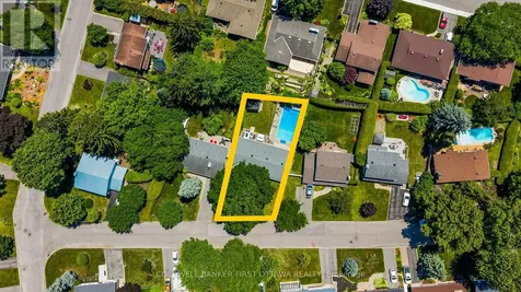 12 Bradgate Drive Ottawa ON K2G 0R6