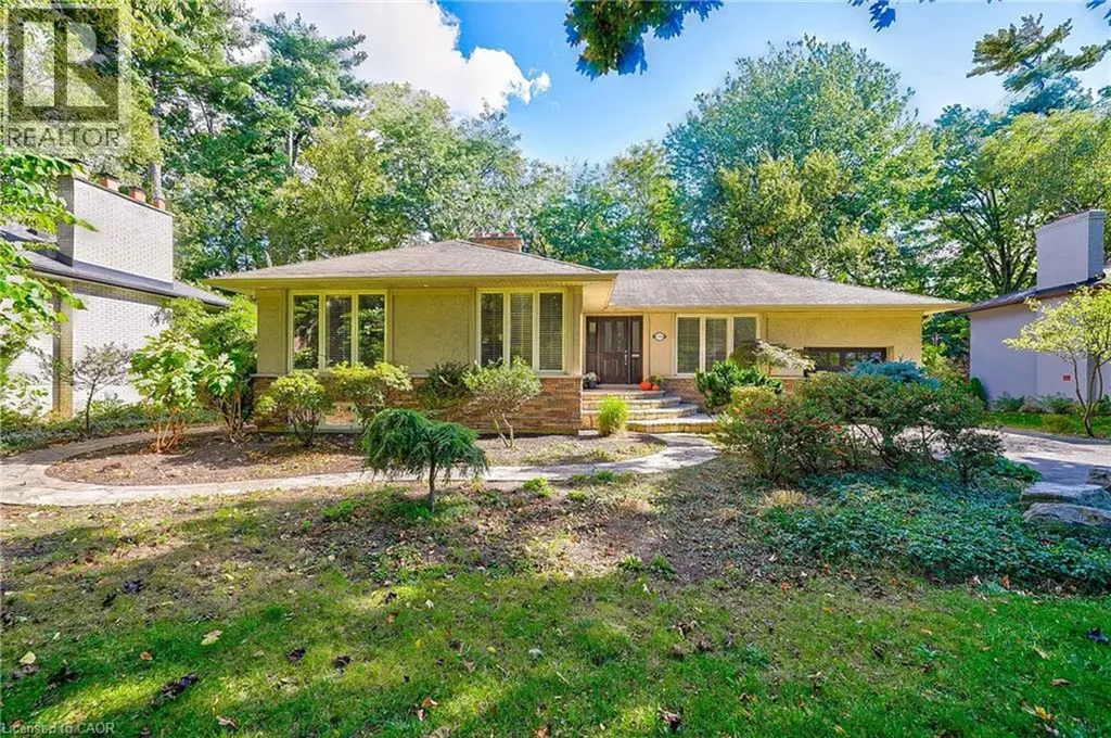 1386 Hixon Street Oakville ON L6L 1R7