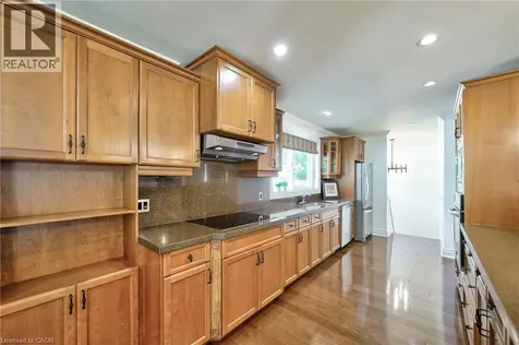 1386 Hixon Street Oakville ON L6L 1R7