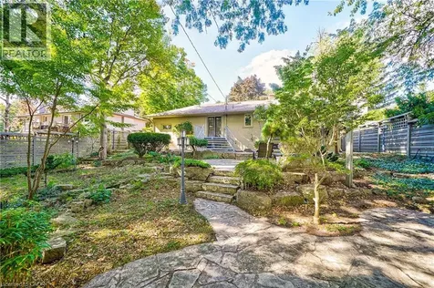 1386 Hixon Street Oakville ON L6L 1R7