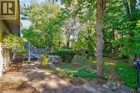 1386 Hixon Street Oakville ON L6L 1R7