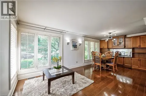 1386 Hixon Street Oakville ON L6L 1R7
