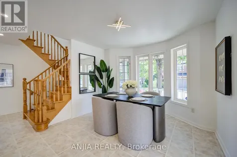 136 Winston Castle Drive Markham ON L6C 2N4