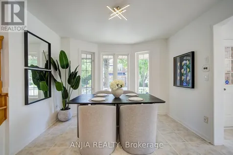 136 Winston Castle Drive Markham ON L6C 2N4