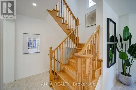 136 Winston Castle Drive Markham ON L6C 2N4