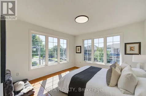 136 Winston Castle Drive Markham ON L6C 2N4