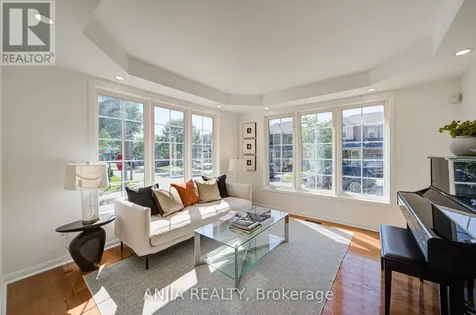 136 Winston Castle Drive Markham ON L6C 2N4