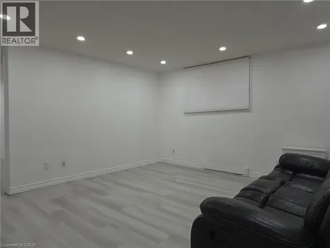 565 Greenfield Avenue Kitchener ON N2C 2P5