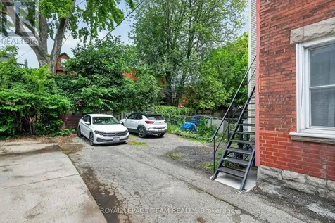 169 Florence Street Ottawa ON K1R 5N8