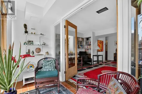 117 Murray Street Ottawa ON K1N 5M5