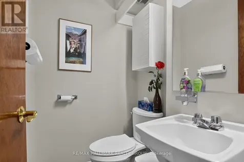 117 Murray Street Ottawa ON K1N 5M5