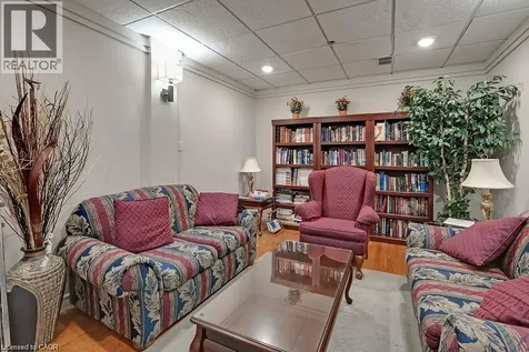 415 Locust Street Burlington ON L7S 2J2