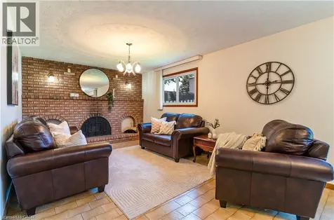 102 Markson Crescent Hamilton ON L8T 4W4