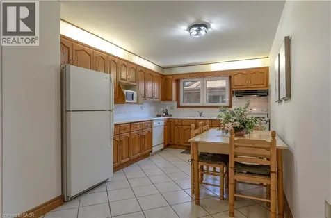 102 Markson Crescent Hamilton ON L8T 4W4