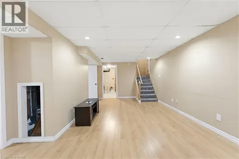 459 Dicenzo Drive Hamilton ON L9B 2C4