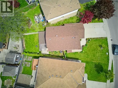 459 Dicenzo Drive Hamilton ON L9B 2C4