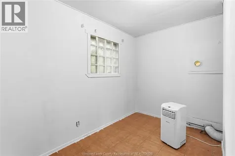 722 Brant Street Windsor ON N9A 3E8
