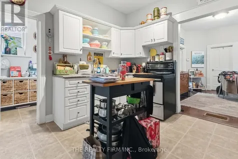631 Elias Street London East (east G) ON N5W 3N5