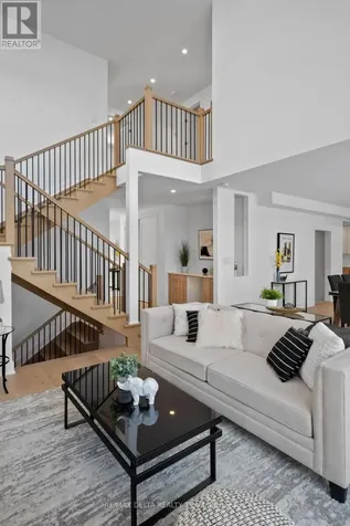 43 St Claire Avenue Ottawa ON K2G 2A1