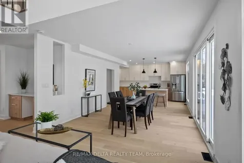 43 St Claire Avenue Ottawa ON K2G 2A1