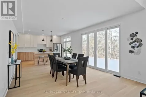 43 St Claire Avenue Ottawa ON K2G 2A1