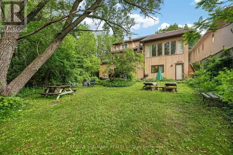 6879 Edgar Brault Street Ottawa ON K1C 1L6