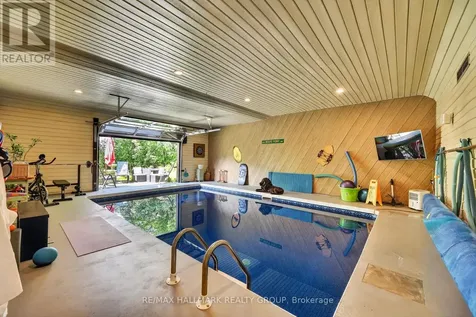 6879 Edgar Brault Street Ottawa ON K1C 1L6