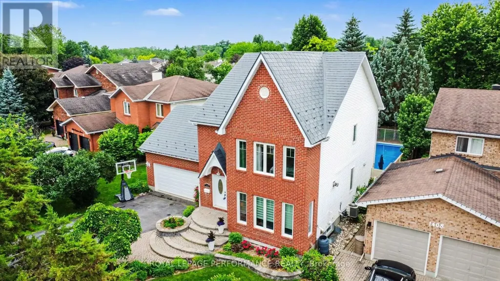 1444 Charlebois Avenue Ottawa ON K1E 3W5